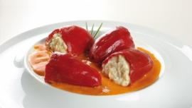 Pimientos rellenos de bacalao maheso