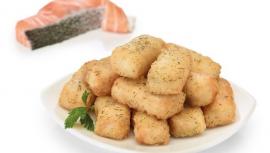 Varitas de salmon empanadas