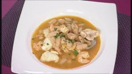 Rape con alubias y marisco